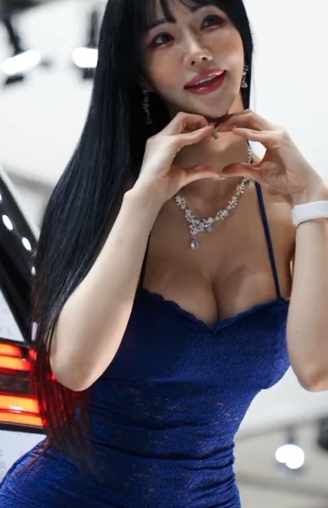 SEOUL MOBILITY SHOW 2025特辑：韩国赛车女神韩荷娜 25
